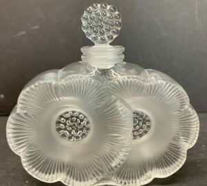 ビンテージ ラリック フロストクリスタル デュー フルール 2 人用フル ボトル レア サイン入り Lalique