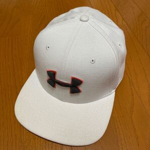 under armour キャップ 薄いグレーベージュ