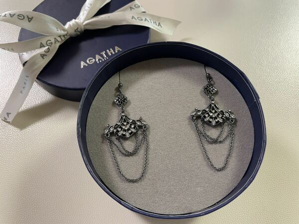 美品◇AGATHA◇アガタ◇ビジューピアス◇