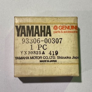 【4】　YAMAHA　ヤマハ　純正　ベアリング　93306-00307　未使用　長期保管品