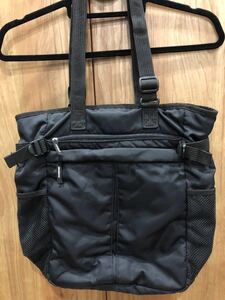 黒トートバッグ ポケットがイッパイ(^^)