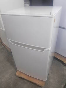 ●◇【美品】2ドア冷凍冷蔵庫 85L アマダナ AT-RF85B 2020年製 中古 小型 右開き 家電 一人暮らし用 お部屋まで搬入 送料無料 即決 2603