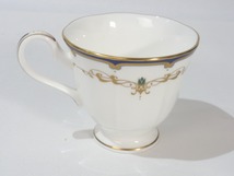 TTOWN リサイクル品 NARUMI ナルミ Bone China ボーンチャイナ デミタスカップ 4客セット_画像5