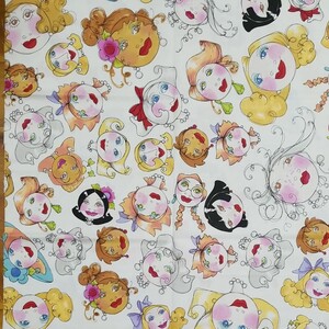 ロラライハリス BUTTON HEADS TOSSED