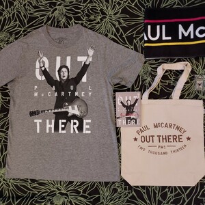 PAUL McCARTNEY ポールマッカートニー ツアーグッズセット Tシャツ サイズM タオルマフラー トートバッグ キーホルダー ポストカード　