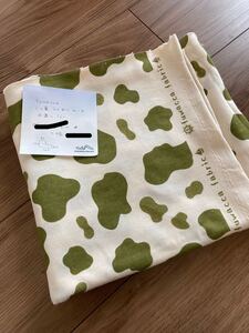 fuwacca ミニ裏毛ニット ラメあり カーキ moo 牛柄