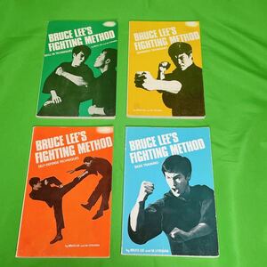 ★希少★洋書 BRUCE LEE ブルース リー『 FIGHTING METHOD 』ファイティングメソッド 全4冊セット トレーニング カンフー 送料無料！