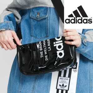 エナメル★新品★アディダス ボディバッグ ブラック★黒 adidas ショルダーバッグ ウエストバッグ ウエストポーチ オリジナルス GN4450