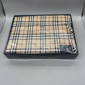 【送料無料】 BURBERRY/バーバリー/正規品/新品未使用/羽毛ひざ掛け/150cm×70cm/西川産業株式会社(279y)