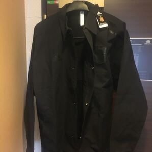 アディダス adidas ウーブンジャケット 新品未使用 アウター 春物 プレミア ブランド 希少 goto 秋物 スポーツ観戦