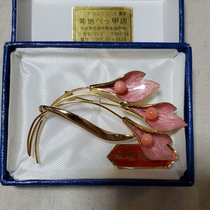 本珊瑚ブローチ 未使用品