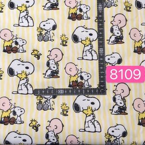 8109/スヌーピー生地 撥水加工Snoopy厚手布生地 ハギレハンドメイド