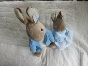 Peter Rabbit ( Large )+ Mrs. rabbit ( medium ) 2 body set new goods unused beautiful goods 