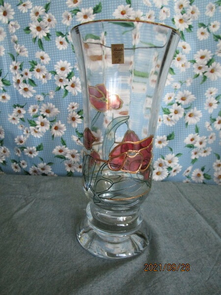 A　カメイガラス「手づくり　ＣＲＹＳＴＡＬ Ｂｒｉｄｅ　花瓶～赤い花模様　ルーマニア製」～高さ２５ｃｍ　箱付き