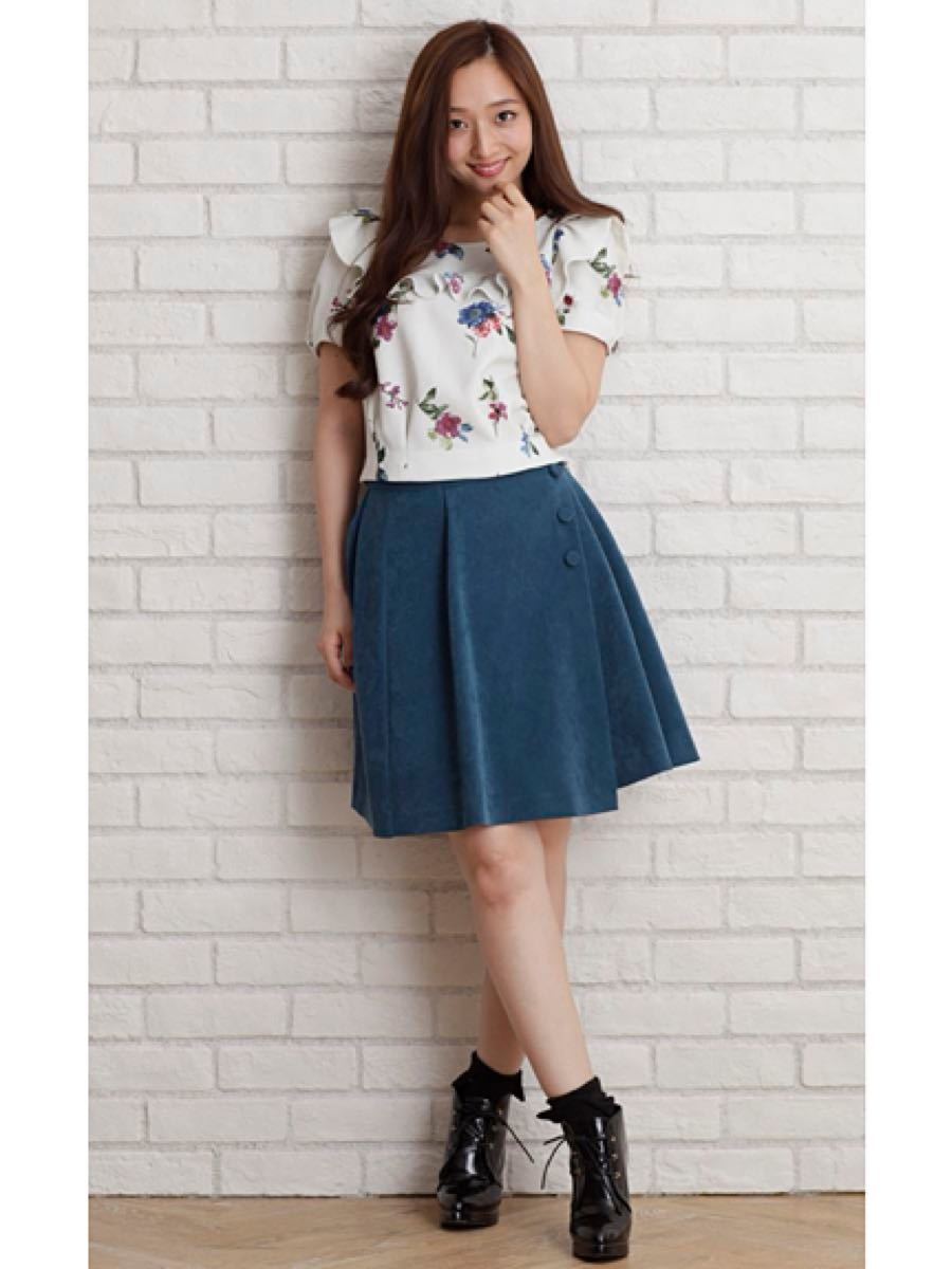 アドーア】コンパクトフラノサスペンダースカート 井川遥さん 雑誌掲載