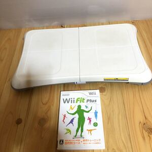 wii fit plusソフトとwii fit専用コントローラーセット バランスボード