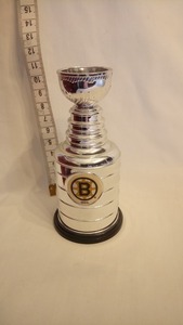 NHL ホッケー　ボストン・ブルーインズ　ミニスタンレーカップ　非売品