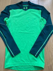 UNDER ARMOUR アンダーアーマーアンダーシャツ 長袖加圧インナー