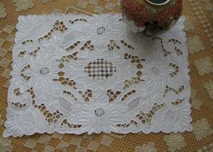  hand embroidery table runner #013