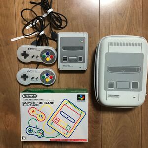 【ケース付】ニンテントークラシックミニ スーハーファミコン