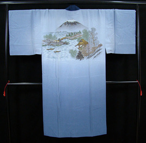  men's long kimono-like garment Fuji. is seen lake . pattern silk 7112