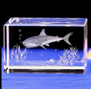 鮫クリスタル サメ クリスタル 海洋生物 フィギュア インテリア 装飾 オーナメント オブジェ 置物 アート 海 標本 雑貨 小物 1247
