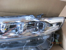 トヨタ　ハリヤー　６０系　　左側 LED ヘッドランプ　中古美品　かなりの上物_画像3