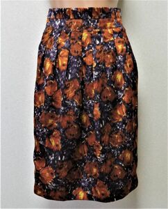 ☆【美品】Glass Line　グラスライン　花柄スカート　W６１