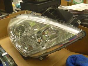 AA501　LY3P 後期 MPV 右ヘッドライト HID ユニット