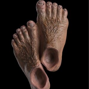 ロード・オブ・ザ・リング　Hobbit Feet - Magnet 「ホビットの足」　マグネット
