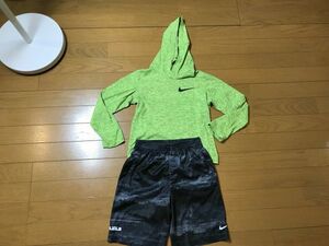 ナイキ　DRI-FIT　 ジュニア　長袖フード付きTシャツ　ハーフパンツ　サイズ7T 上下セット 116~122ｃｍ相当