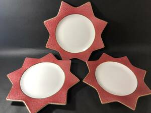 西洋食器　Made in　ITALY　イタリア　VIETRI　ヴィエトリ　星形　径２６．５ｃｍ　プレート皿　縁レッド　３枚　テーブルウェアー