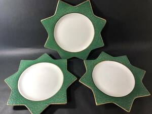 西洋食器　Made in　ITALY　イタリア　VIETRI　ヴィエトリ　星形　径２６．５ｃｍ　プレート皿　縁グリーン　３枚　テーブルウェアー
