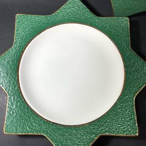 西洋食器 Made in ITALY イタリア VIETRI ヴィエトリ 星形 径２６．５ｃｍ プレート皿 縁グリーン ３枚 テーブルウェアーの画像3