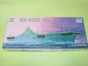 1/700 トランペッター 05728 USS エセックス CV-9