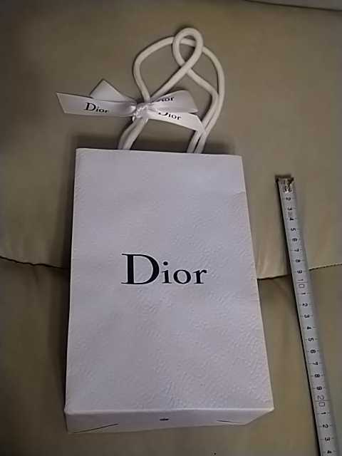 Dior 紙袋の値段と価格推移は？｜228件の売買情報を集計したDior 紙袋 