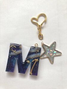 ハンドメイド レジン キーホルダー 牡羊座パーツ入り