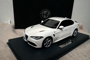 BBR Alpha Romeo Giulia QV 2015 1/18 миникар 