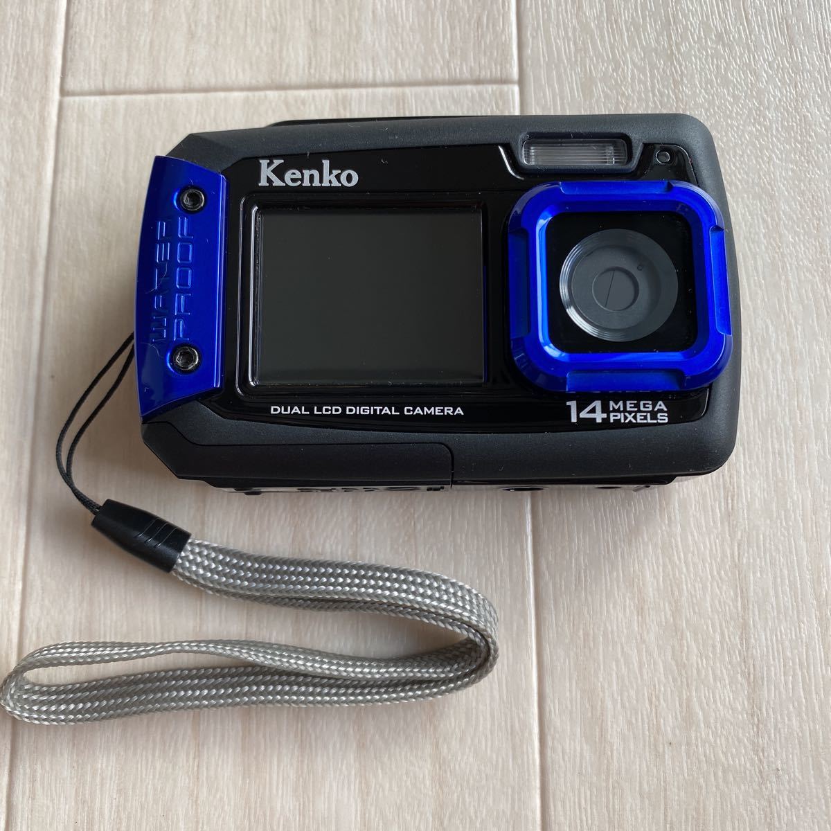 SALE／101%OFF】 デュアルモニターデジタルカメラ DSC880DW Kenko IPX8相当防水 カメラ・ビデオカメラ・