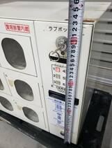 (3433) 値下げ!! コンビニボックス 6ドア 鍵付き 自動販売機 多目的 自動販売機 中古 動作品 引き取り可 大阪_画像3