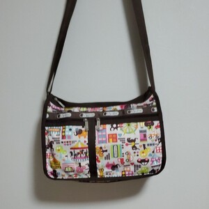 LeSportsac ショルダーバッグ