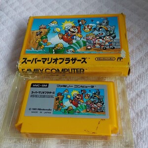 ファミコンソフト スーパーマリオブラザーズ 箱と説明書(破損)付き