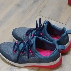ナイキランニングシューズ