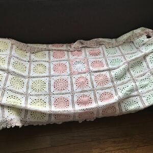 ハンドメイド モチーフ編みブランケット