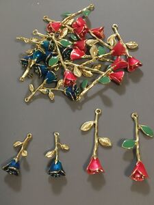 薔薇 チャーム D パーツ ハンドメイド ピアス イヤリング ゴールド アンティーク カン付 バラ ローズ ぶら下がりパーツ
