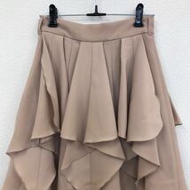 美品　Swingle　スウィングル　プリーツスカート　ギャザースカート　ベージュ　レディース　0サイズ　Sサイズ相当　シンプル_画像3
