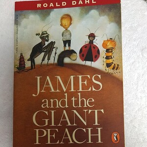 洋書:James and the Giant Peach (映画「ジャイアント・ピーチ」原作)