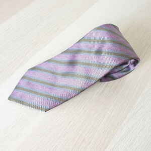 美品 LUIGI BORRELLI ルイジボレッリ レジメンタルストライプ柄 シルク100％ ネクタイ レギュラータイ 紫 パープル