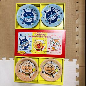 アンパンマン、ばいきんまん ケーキ皿&ミニカレー皿セット