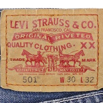 即決★リーバイス501★W30 ストレートジーンズ Levis メンズ デニム パンツ フラップポケットジーンズ 鬼ヒゲ ボタンフライ ハチノス_画像7